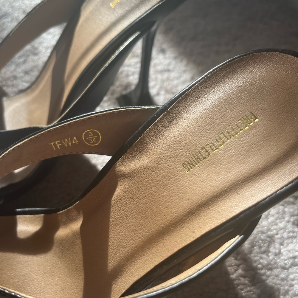 PrettyLittleThing Heels - Picture 2 of 5